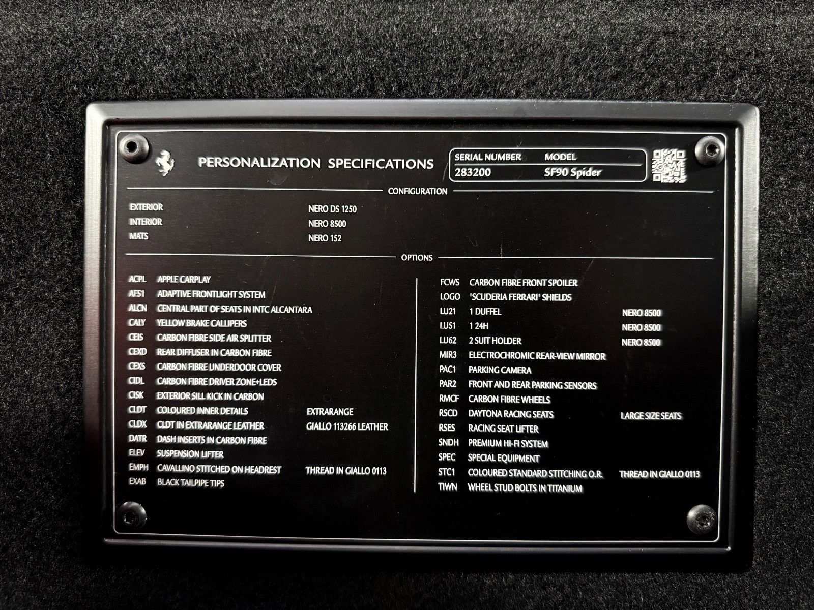 Fahrzeugabbildung Ferrari SF90 Spider + Vollcarbon + Lift + NeroDS1250