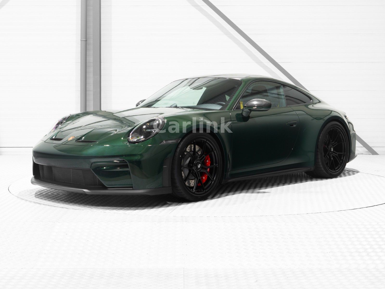 Porsche 911 (992.2) GT3 TOURING - OAK GREEN - LIFT -