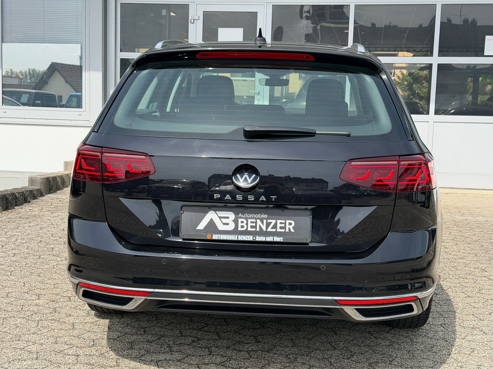 Fahrzeugabbildung Volkswagen Passat 2.0 HIGHLINE /KAMERA/MASSAGE/SHZ/LED/NAVI