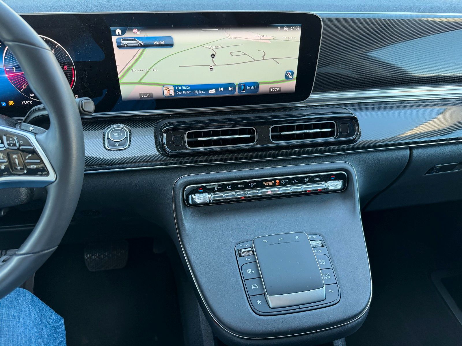Fahrzeugabbildung Mercedes-Benz V 250 d DISTRONIC AHK2,5to 7Sitze Kamera