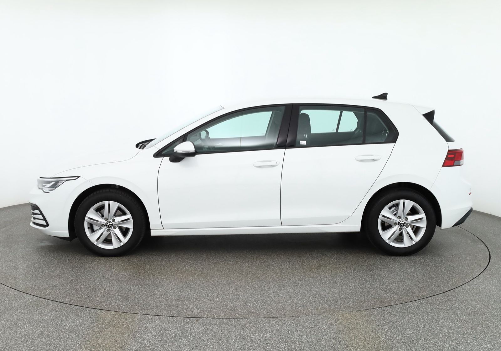 Volkswagen Golf VIII 1.0 eTSI DSG Life LED Navi ACC DAB foto 2