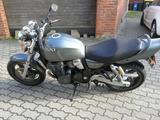 Suzuki GSX 750