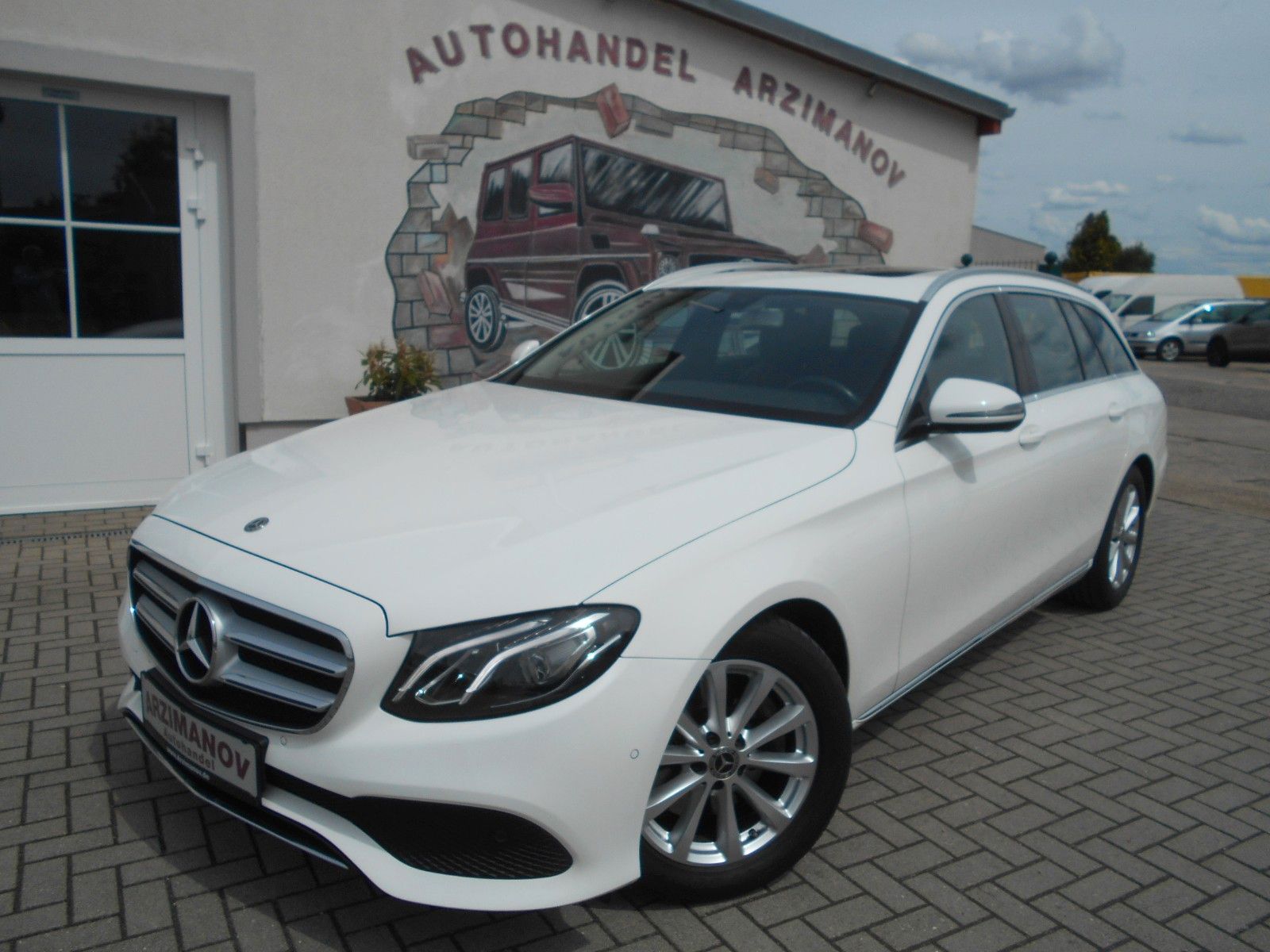 MERCEDES-BENZ E 220d T 4Matic NAVI/LED/LEDER/EL.GSD/KAMERA