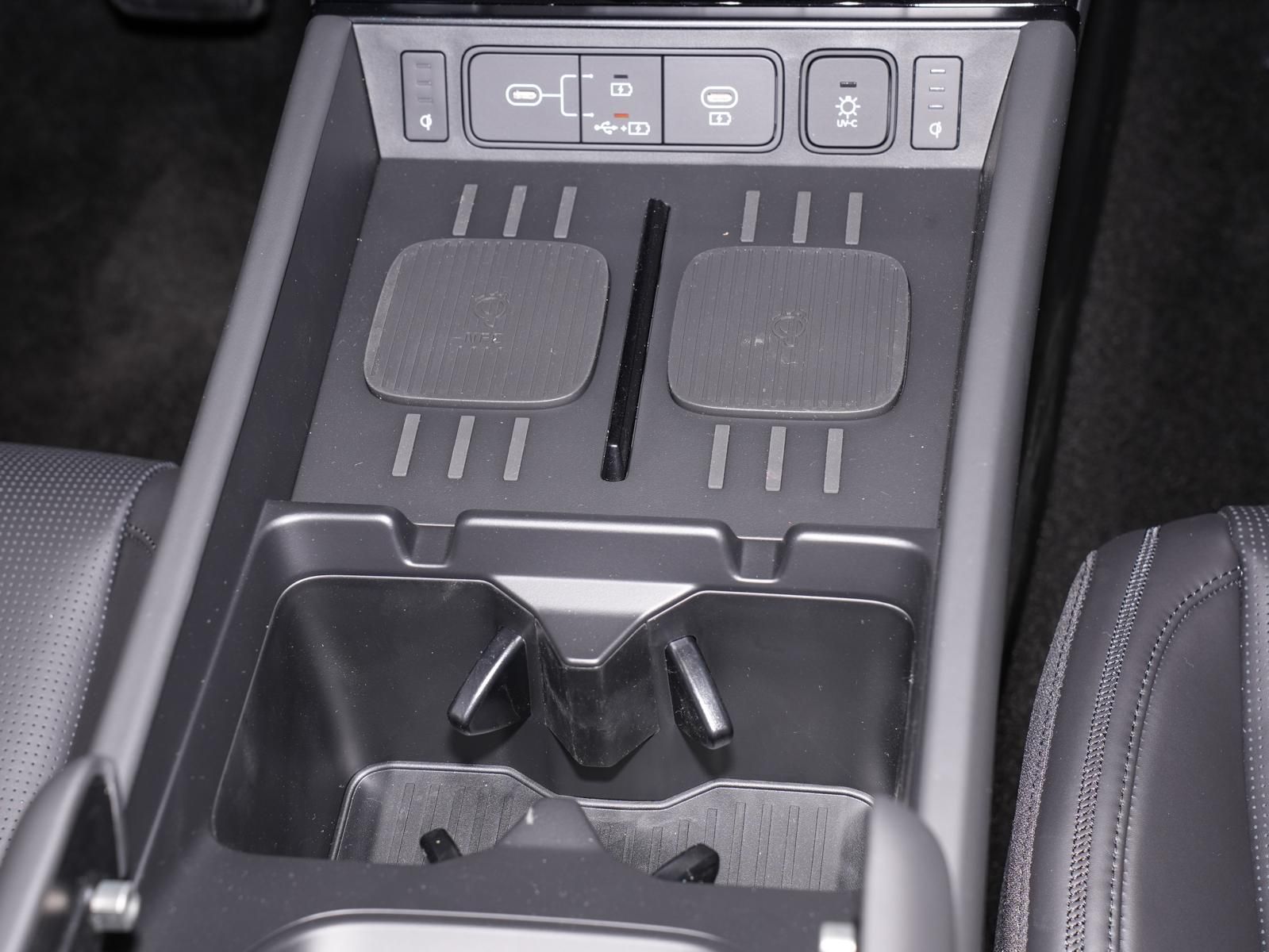 Hyundai SANTA FE - Bild 28