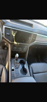 Volkswagen Atlas Cross Sport  - : Atlas