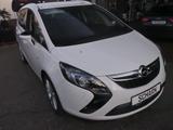 Opel Zafira C Tour. Bus.7-Sitze, Innova.,Radträger!! - Opel Zafira B mit Diesel-Antrieb