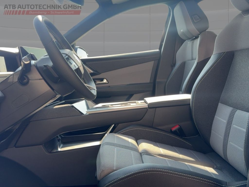 Fahrzeugabbildung Opel Grandland Ultimate, Allwetter, Navi, 360 Grad Ka