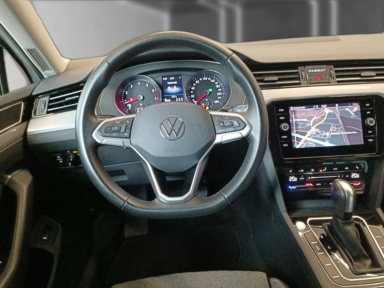 Volkswagen Passat - Bild 11