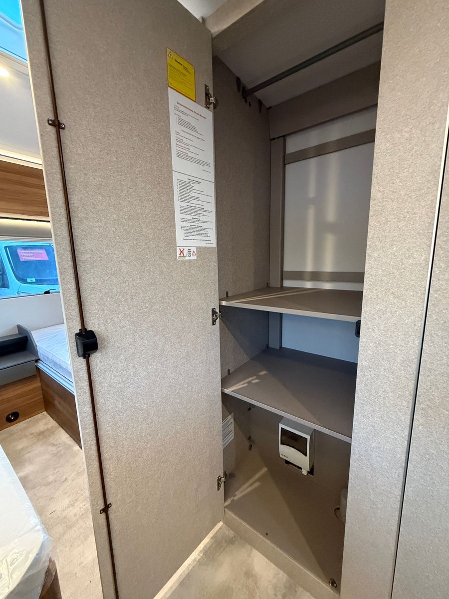 Fahrzeugabbildung HYMER / ERIBA / HYMERCAR Novaline 495 - Modell 2026 - 3.719€ sparen!