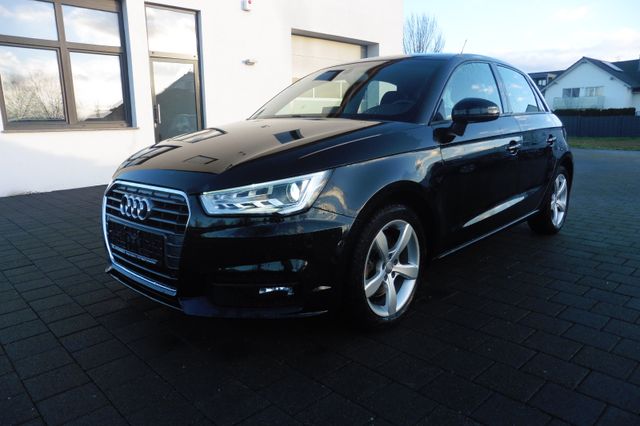 Audi A1 Sportback sport aus 1.hd mit Xenon und Navi