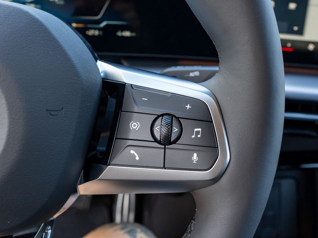 BMW iX2 - Bild 15