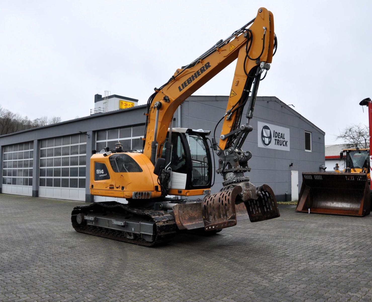 Liebherr R 914 Compact S