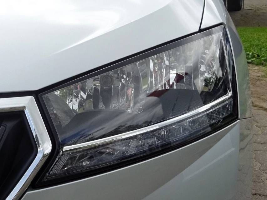 Fahrzeugabbildung SKODA Fabia Combi 1.0 TSI Ambition