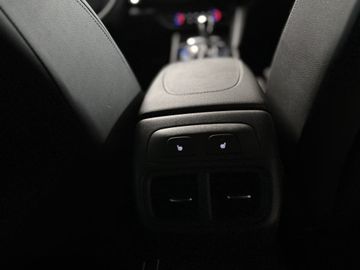 Fotografie des Opel Insignia Sports Tourer 2.0 Diesel AT Elegance AH