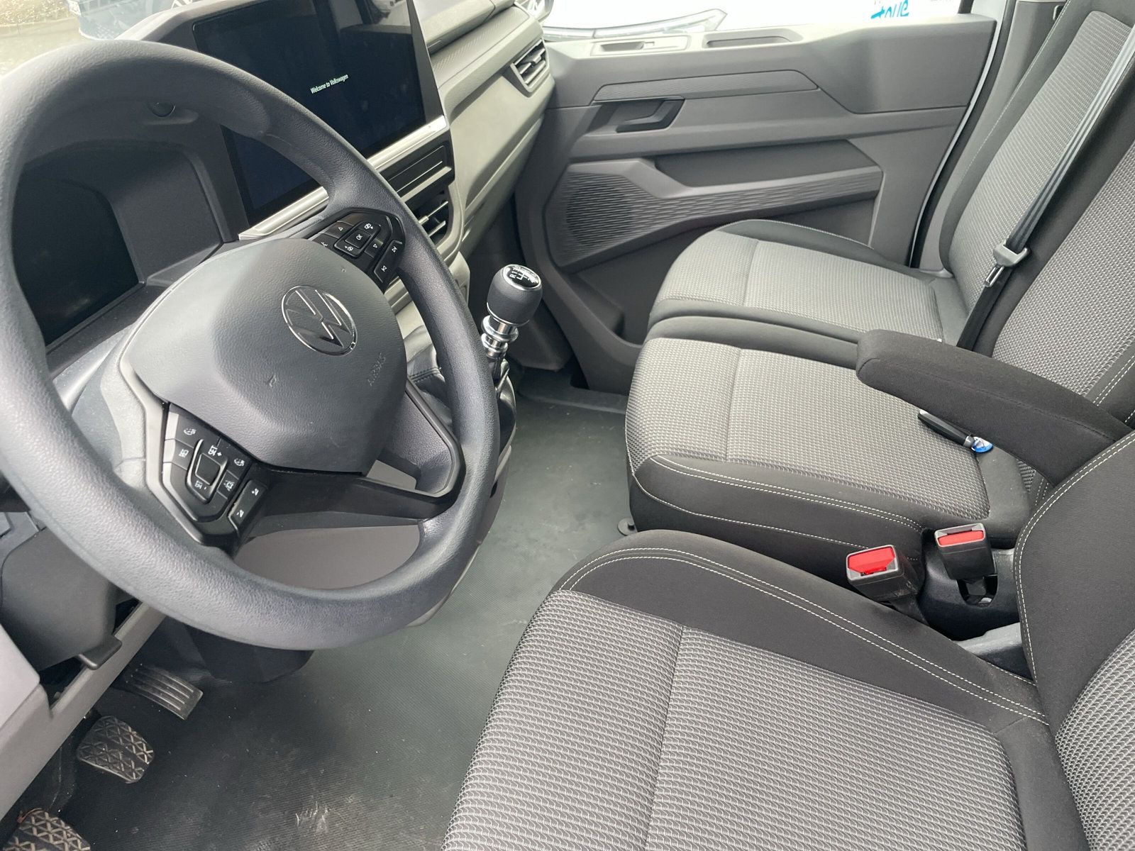 Transporter Kasten IQ.LIGHT NAVI Rückfahrkamera