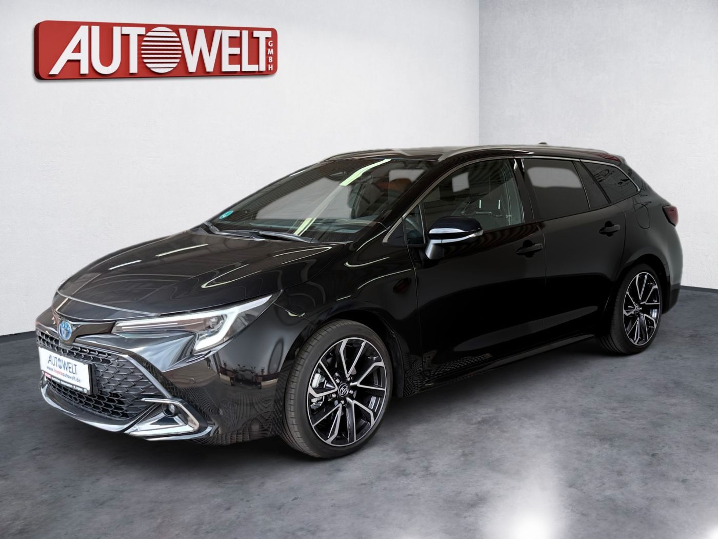 Fahrzeugabbildung Toyota Corolla Touring Sports 2.0 Lounge PanoramaSD JBL