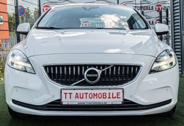 Fahrzeugabbildung Volvo V40 Momentum |RÜCKFAHRKAMERA|NAVI|PDC|SHZ|