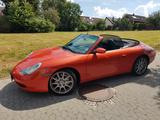 Porsche PORSCHE EXKLUSIV ABTEILUNG 996 Carrera Cabriolet - Porsche mit Benzin-Antrieb: Orange