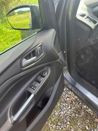 Ford Kuga - 11