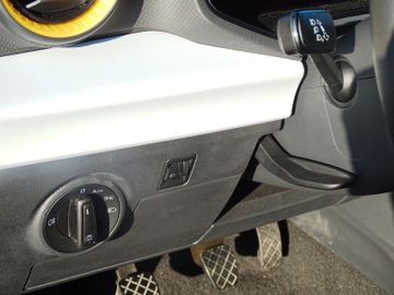 Seat Ibiza 1.0 TSI Style NAVI-LED-SHZG-PDC-TEMPOMAT-