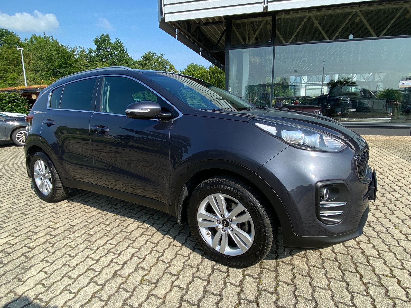 Fahrzeugabbildung Kia Sportage  2WD