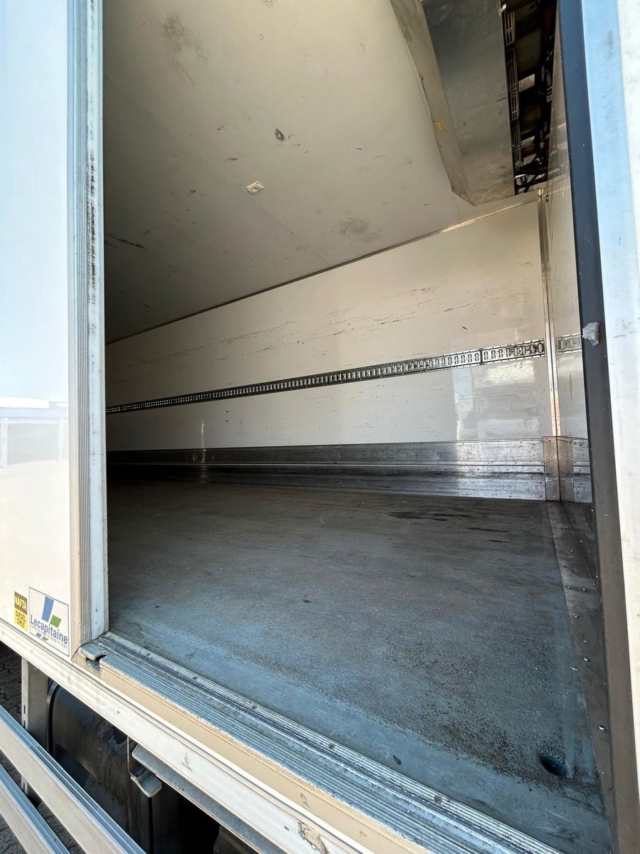 Fahrzeugabbildung Renault D 14.210 Kühlkoffer,Carrier, Dhollandia