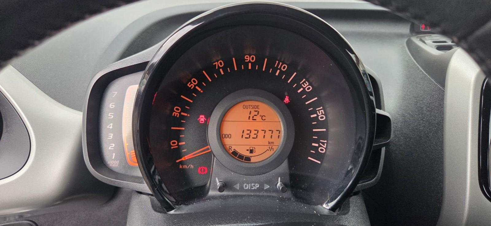 Toyota Aygo AYGO x-play Edition-S 1,0 *1-Hand*