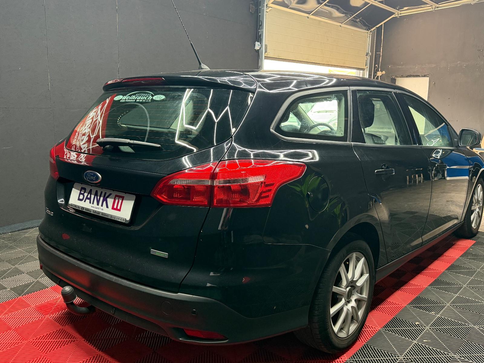 Ford Focus 2015 — engine 998 cm³, 101 HP (74kW)
