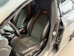 MERCEDES-BENZ CLA 220 d AMG*KAMERA*LED*LEDER*NIGHT*TEMP*NAV