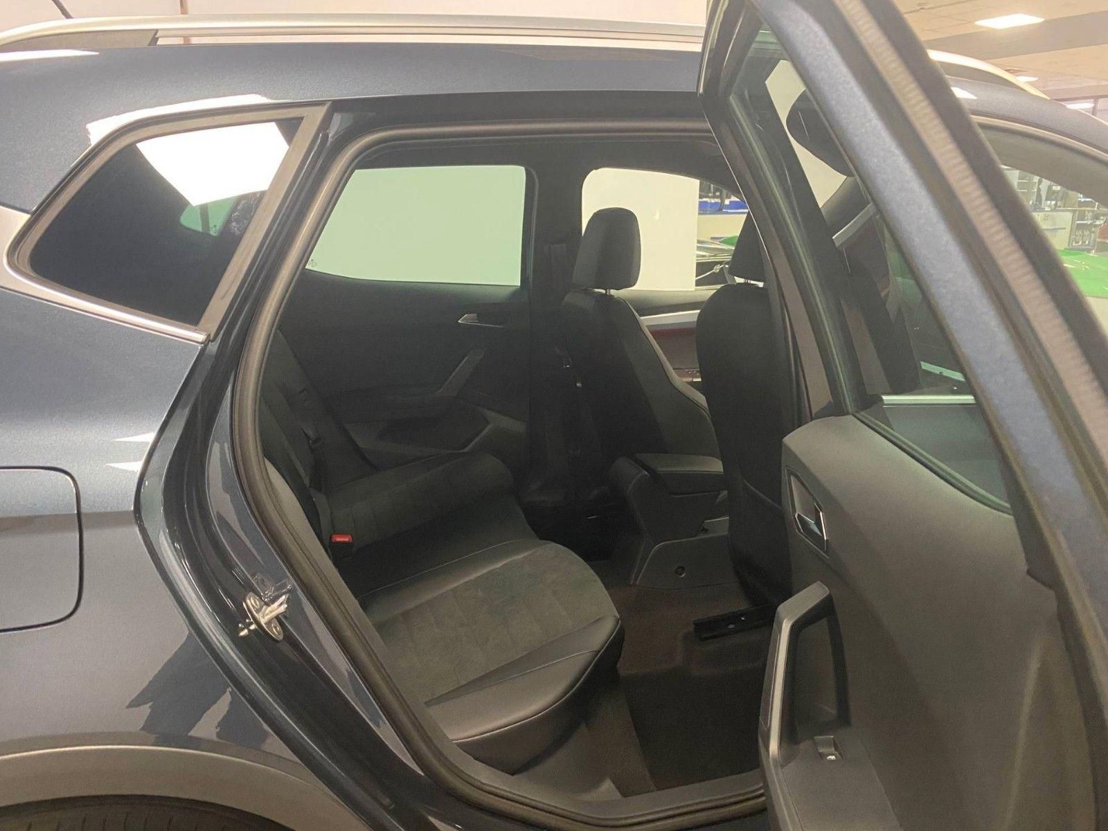 Fahrzeugabbildung SEAT Arona 1.5 TSI FR DSG GARANTIE 5+ACC+AHK+Spurwech