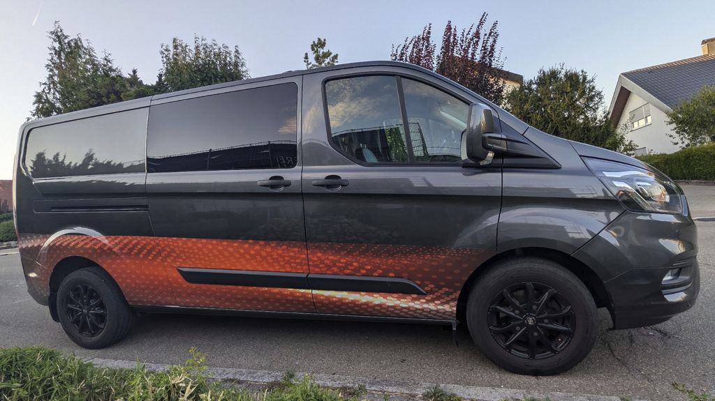 Image of Ford Transit Custom