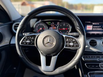 Mercedes E 300 - 10