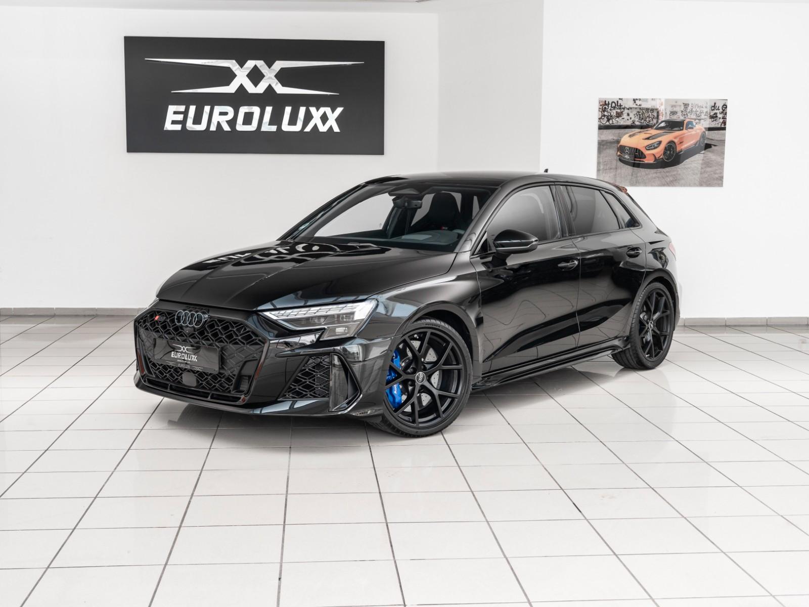 Audi RS3 Schalensitze/SONOS/Ceramic/Carbon