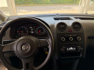 Volkswagen Caddy - 9