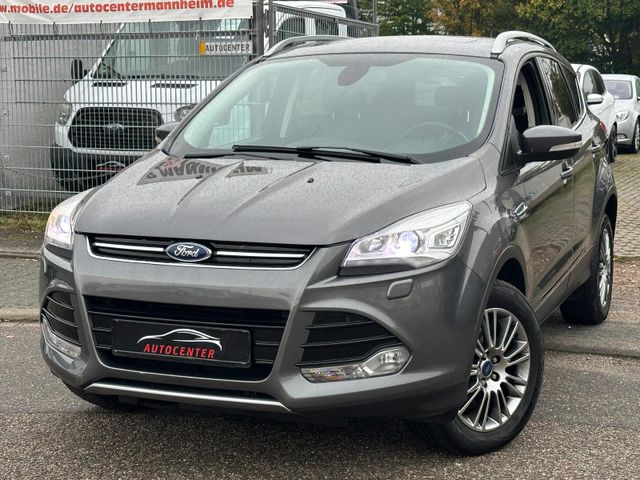 Ford Kuga Titanium Automatik/Navi/Panorama/Allrad/AHK