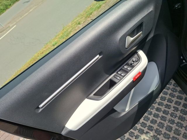 Citroën C3 Turbo100 MAX 1.2 HUD°Navi°LED°CarPlay°ACC°RFK