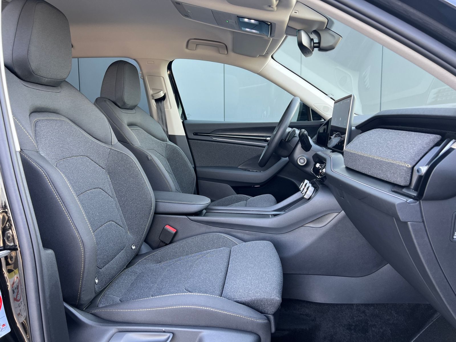 Fahrzeugabbildung SKODA Kodiaq Selection 2.0 TDI DSG 4x4 *AHK, 7-Sitzer,