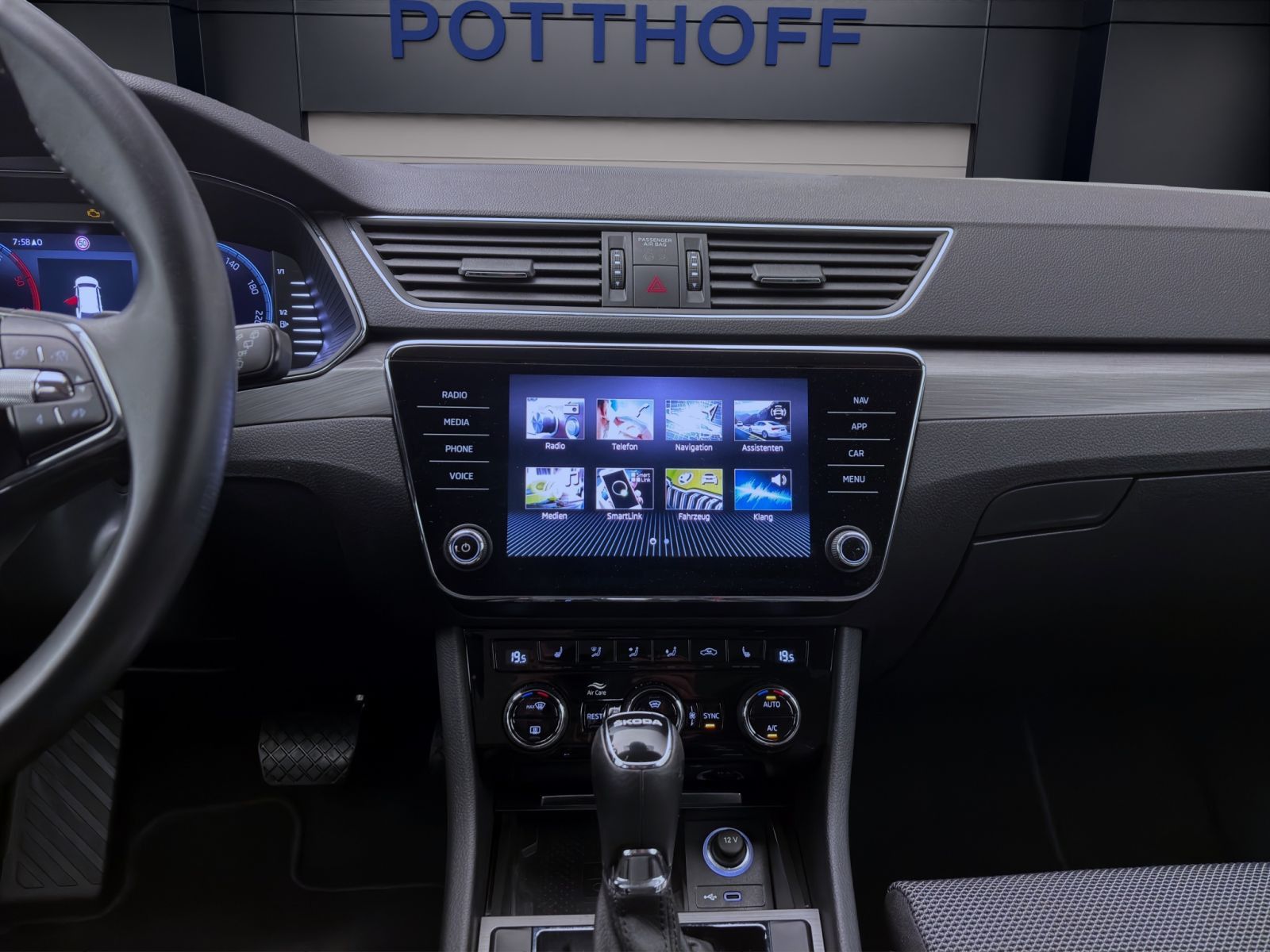 Skoda Superb - Bild 15
