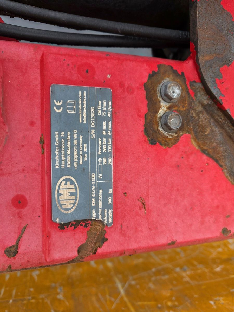 Fahrzeugabbildung Mercedes-Benz Arocs 2545 L 6x2 HMF 2110L Zange Retarder