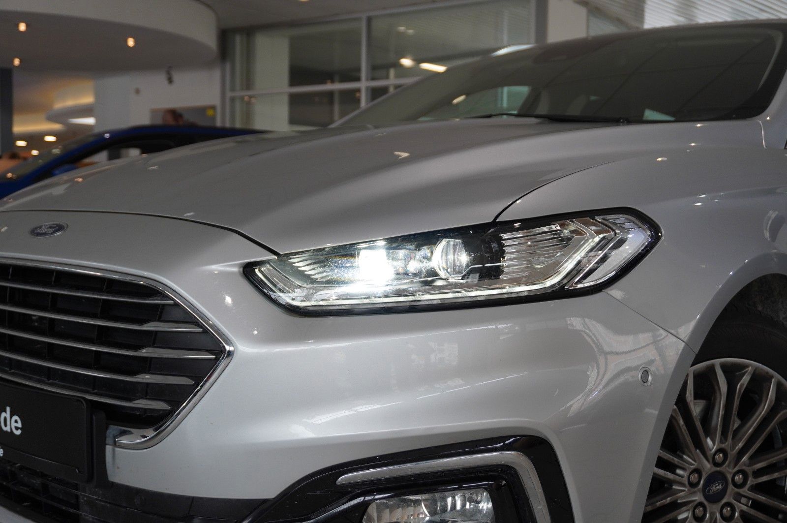 Fahrzeugabbildung Ford Mondeo Turnier 2.0D TITANIUM NAVI/LED/KAMERA/AHK