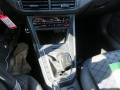 VW Taigo 1.5 TSI R-Line DSG RFK IQ.Light CarPlay VW Taigo 1.5 TSI R-Line DSG RFK IQ.Light CarPlay