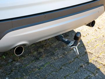 Ford Kuga Titanium Parkautomatik Kamera Navi AHK