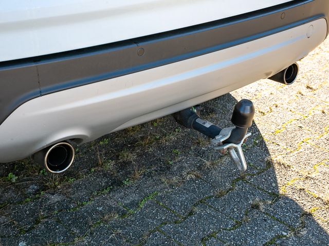 Ford Kuga Titanium Parkautomatik Kamera Navi AHK