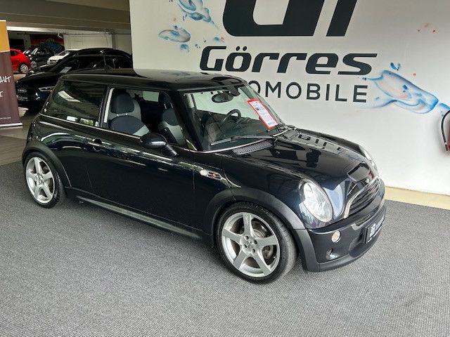 MINI Cooper S Mini   1. Hand  Neuwertiger Zustand