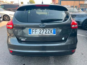 Ford Focus - 5