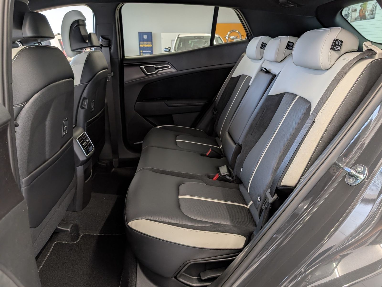 KIA Sportage  1.6 T-GDI 2WD DCT GT-Line Sound – Bild 9