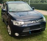 Mitsubishi Outlander 2.2 DI-D Intense ClearTec 4WD Intense - Mitsubishi Outlander Intense mit Diesel-Antrieb