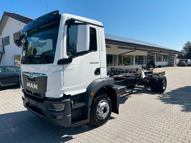 MAN TGM 15.250 NEU Fahrgestell Luft/Luft