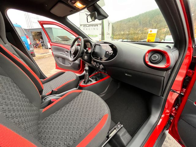 Aygo X Team D*Apple Carplay/Andoid Auto*
