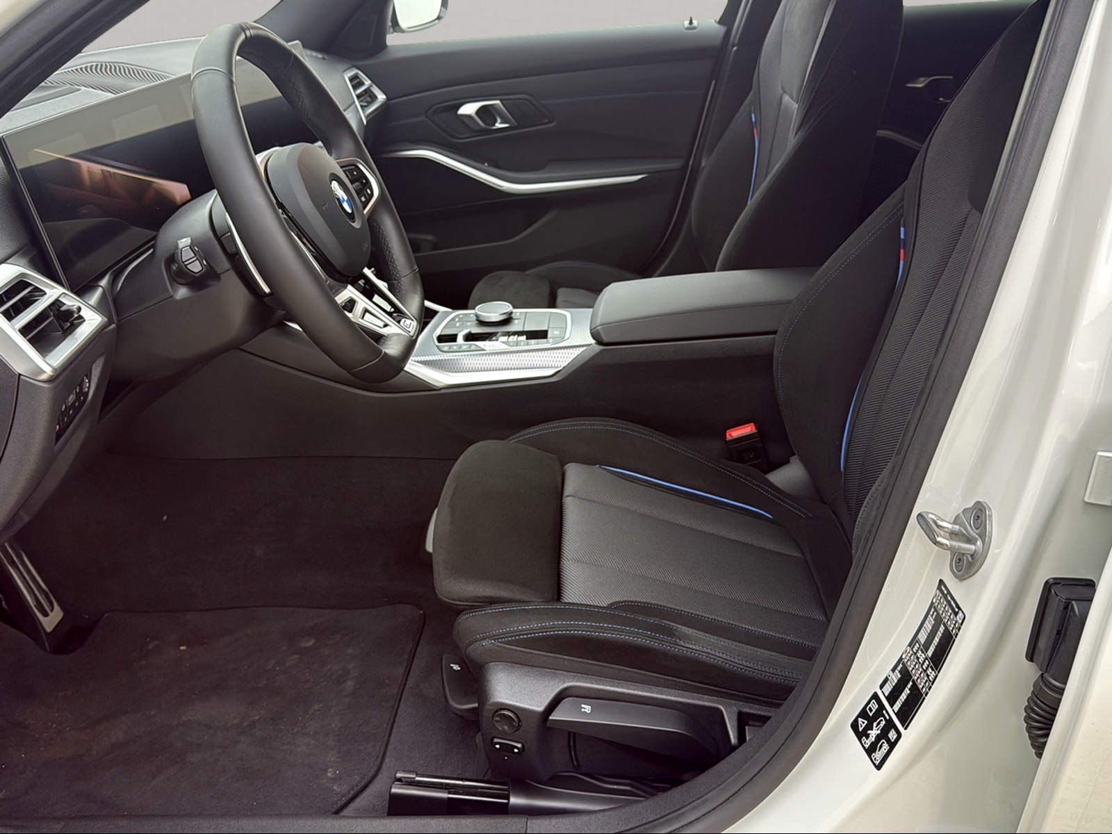 BMW 330 - Bild 13